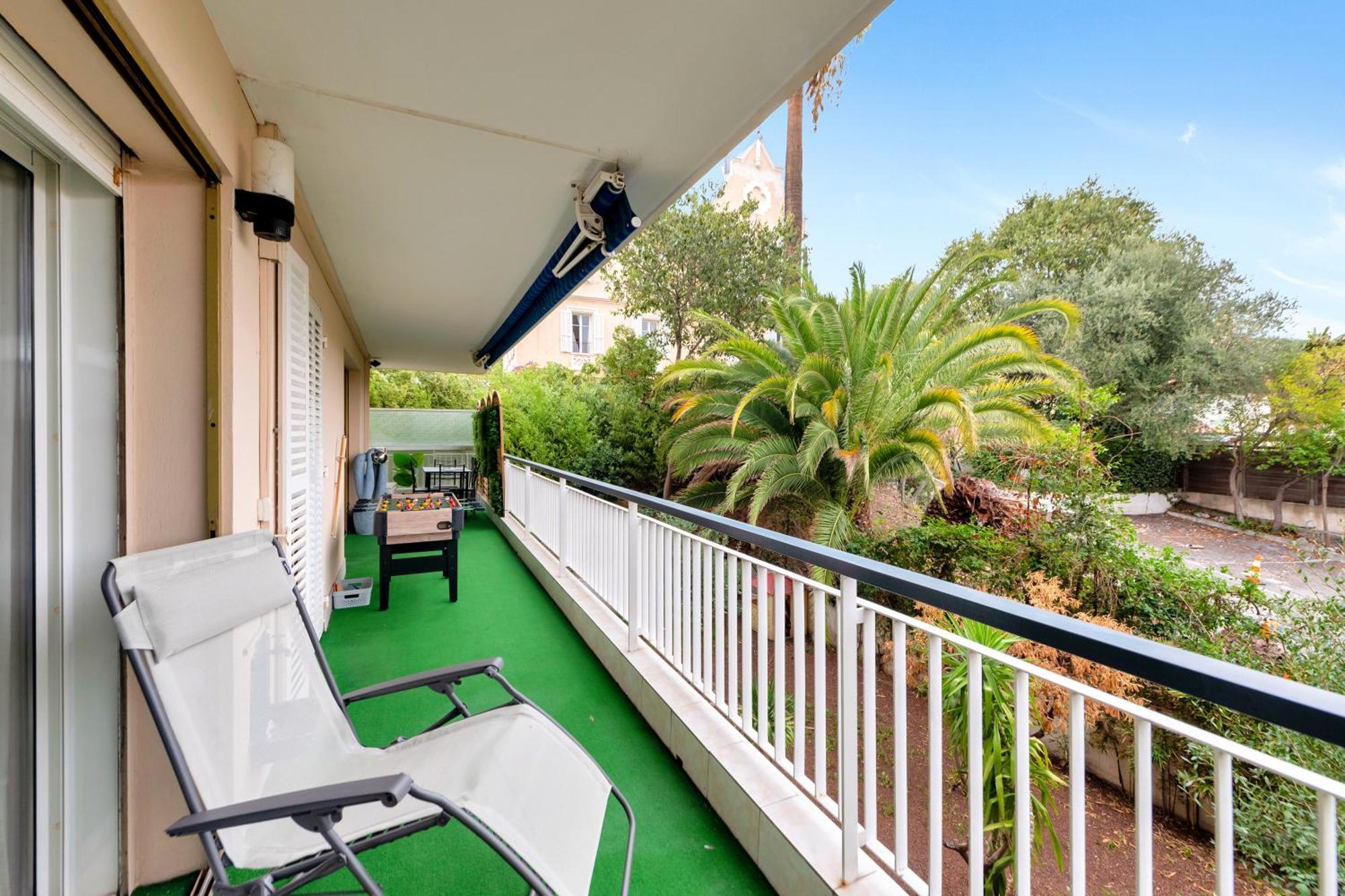 Le Sun Valley - Videoprojecteur Et Terrasse Zen Cannes Luaran gambar